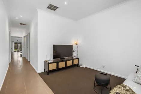 Property photo of 14 Cindia Crescent Tarneit VIC 3029