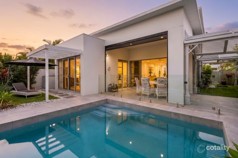 2852 Virginia Dr, Hope Island, QLD 4212