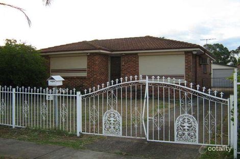 Property photo of 21 Melbourne Road St Johns Park NSW 2176