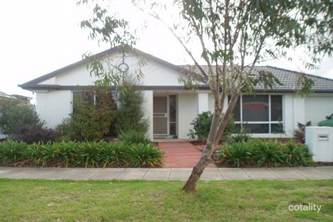 12 Eldershaw Dr, Lynbrook, VIC 3975