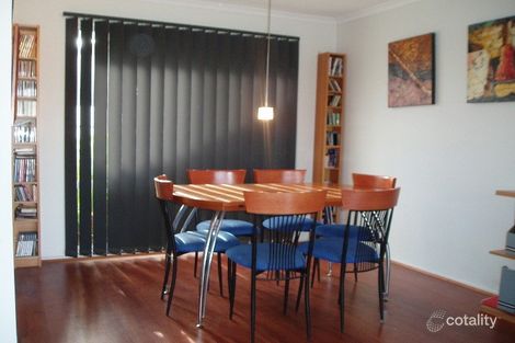 Property photo of 12 Eldershaw Drive Lynbrook VIC 3975
