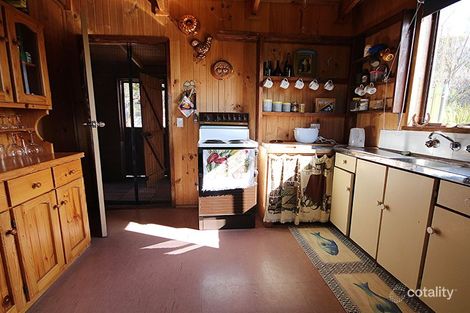 Property photo of 103 Canterbury Road Venus Bay VIC 3956