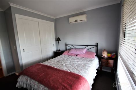 Property photo of 36 Cunningham Parade Singleton Heights NSW 2330