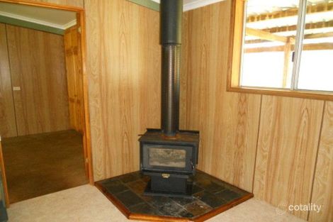 Property photo of 153 River Road Millstream QLD 4888