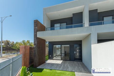Property photo of 107 Aviator Boulevard Clarkson WA 6030