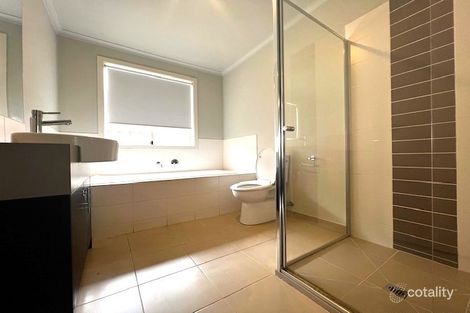 Property photo of 77 Hamish Drive Tarneit VIC 3029