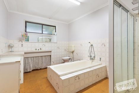 Property photo of 27 Davis Street Nyora VIC 3987