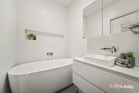 Property photo of 1/13 Waratah Avenue Mordialloc VIC 3195