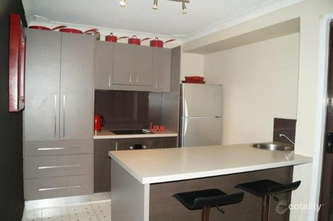 Property photo of 24 Tillegra Street Maryland NSW 2287