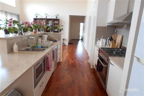 Property photo of 6 Winchcombe Way Cranbourne North VIC 3977