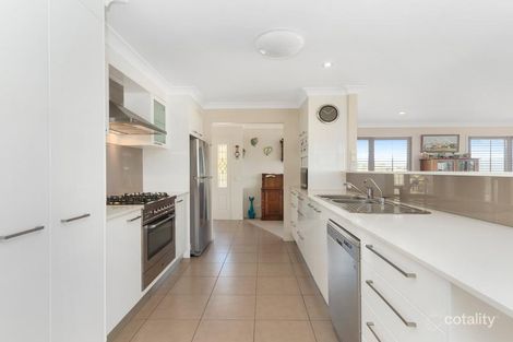 Property photo of 10 Bunbury Court Elanora QLD 4221
