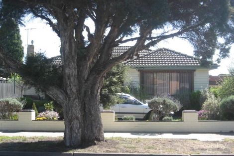 28 Rathcown Rd, Reservoir, VIC 3073