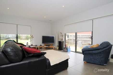 Property photo of 2/89 Tiverton Drive Mulgrave VIC 3170