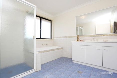 Property photo of 4 Rossiville Place Glen Alpine NSW 2560