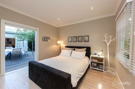 Property photo of 230 Walsh Street East Albury NSW 2640