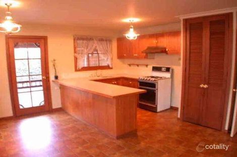 Property photo of 2 Dalray Court Cranbourne VIC 3977