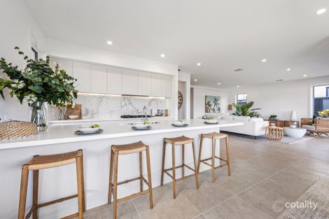 Property photo of 18 Snead Boulevard Cranbourne VIC 3977