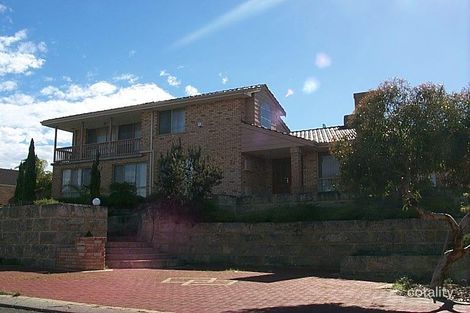 26 Regent Dr, Alexander Heights, WA 6064