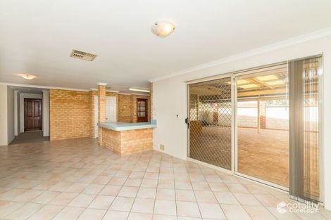 Property photo of 9 Seabrook Place Success WA 6164