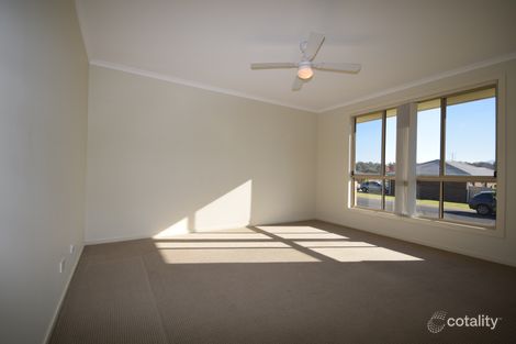 Property photo of 3 Candlebark Close West Nowra NSW 2541