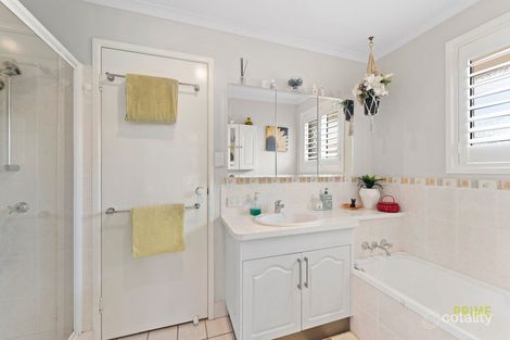 Property photo of 25 Magpie Court Eli Waters QLD 4655