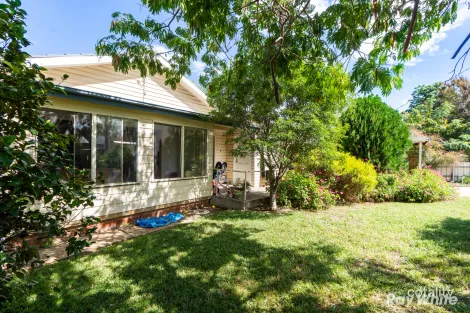 84 Tichborne Cres, Kooringal, NSW 2650