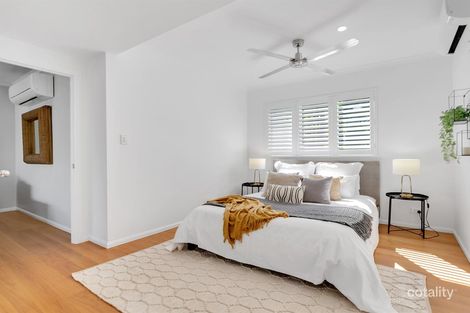 Property photo of 15 Sommerville Crescent Whitfield QLD 4870