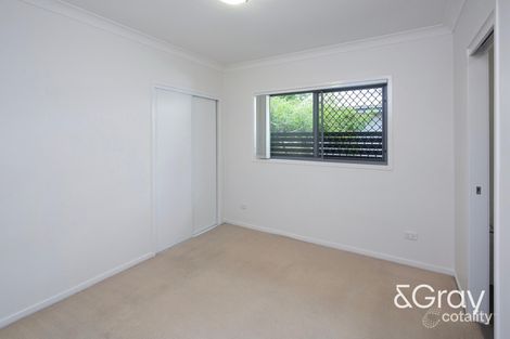 Property photo of 9/11 Cottenham Street Fairfield QLD 4103