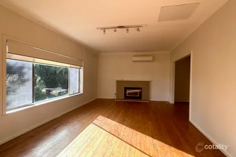 Property photo of 17 Gibbs Street Griffith NSW 2680