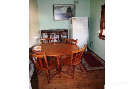 Property photo of 5 Banksia Crescent Fairfield East NSW 2165