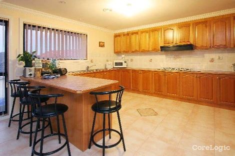 Property photo of 1 Preston Place Taylors Lakes VIC 3038