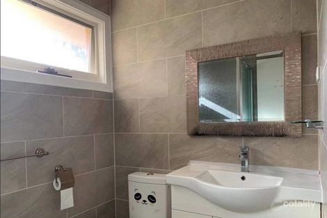 Property photo of 2/83 Headingley Road Mount Waverley VIC 3149