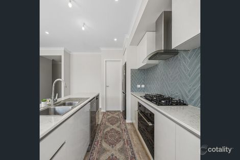 Property photo of 101 Wendouree Drive Kialla VIC 3631