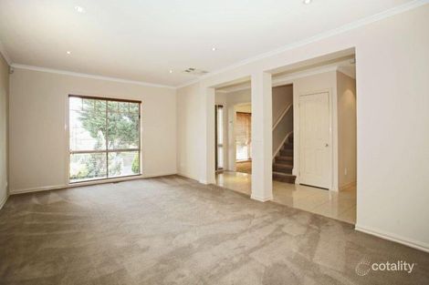 Property photo of 16 Eastern Park Square Narre Warren South VIC 3805