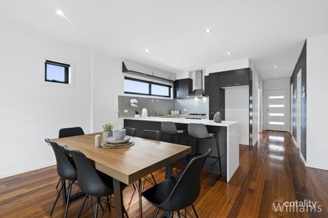 Property photo of 2/10 Laurie Street Newport VIC 3015
