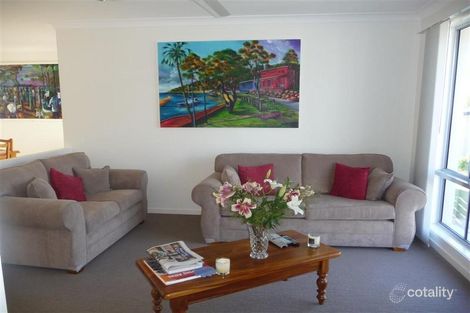 Property photo of 9 Pinbarren Court Cooroy QLD 4563