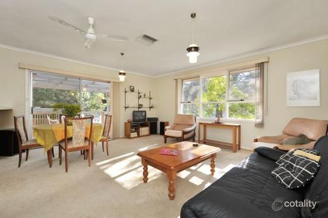 Property photo of 9 Meadow Crescent Mount Waverley VIC 3149