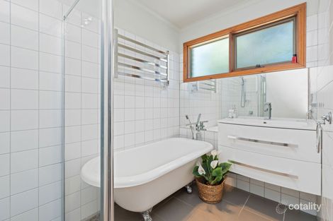 Property photo of 155 Edwards Road Kennington VIC 3550