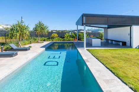 52 Delta Cct, Hope Island, QLD 4212