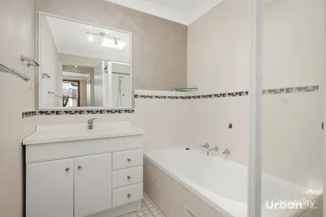 Property photo of 6 Doolan Street Dean Park NSW 2761