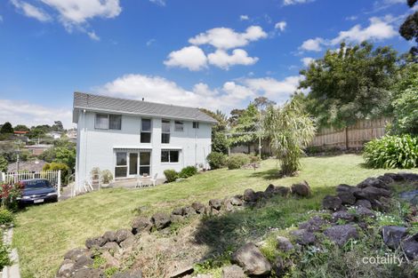 Property photo of 31 Fyfe Drive Templestowe Lower VIC 3107