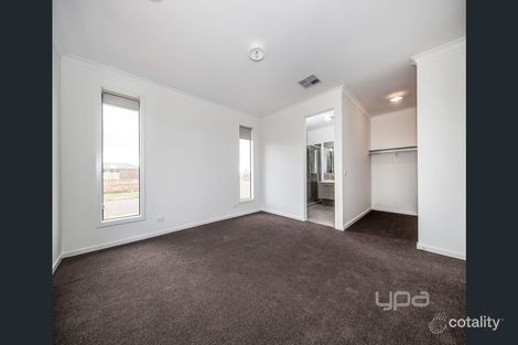 Property photo of 22 Maramingo Street Tarneit VIC 3029
