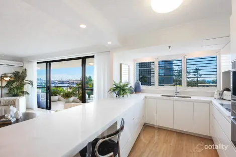 Property photo of 17/3 Cunningham Avenue Main Beach QLD 4217