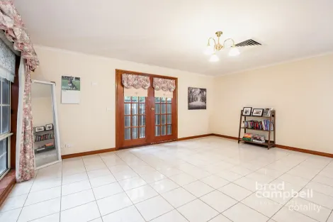 Property photo of 8 McCorkell Court Shepparton VIC 3630