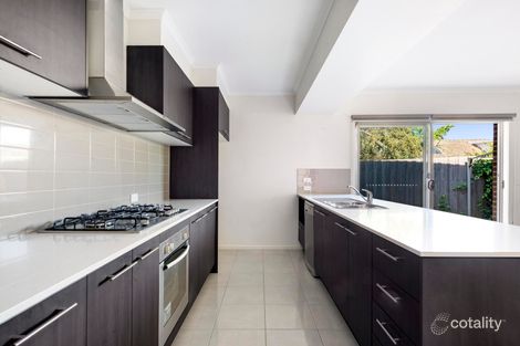 Property photo of 6/17 Burnbank Street Lake Wendouree VIC 3350