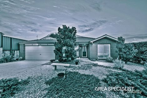 Property photo of 3 Adrian Drive Pakenham VIC 3810