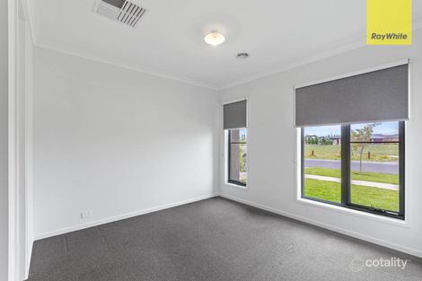 Property photo of 24 Kipling Circuit Diggers Rest VIC 3427