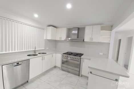Property photo of 1 Emu Close Bossley Park NSW 2176