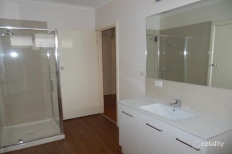 Property photo of 2/9 Ashby Grove Ivanhoe VIC 3079
