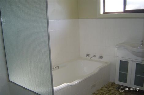 Property photo of 5 Belmore Place Dubbo NSW 2830